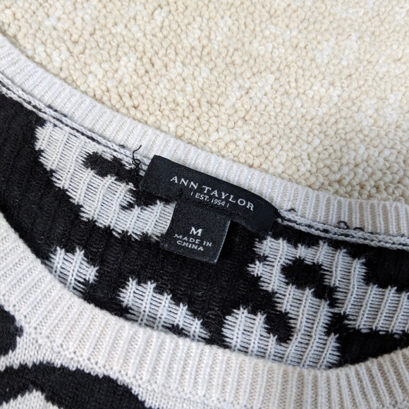 Ann Taylor Black & White Abstract Print Sweater - Picture 2 of 6